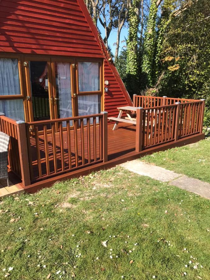 Seaside Chalet - Sleeps 6 Kingsdown  Exterior photo
